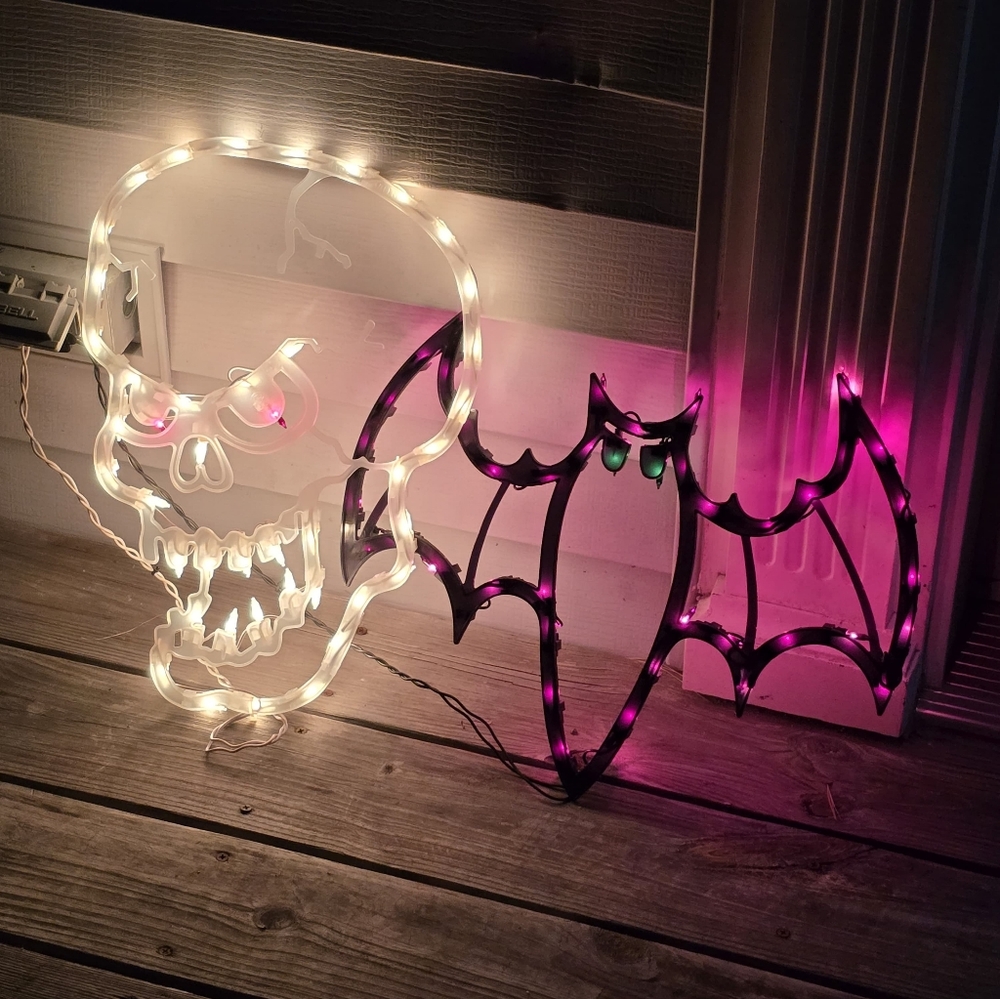 Y2k Skull and Bat LED Light Decor